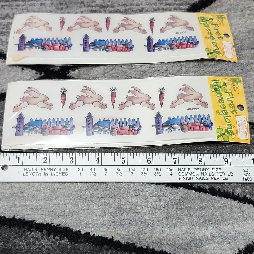 VINTAGE ASSORTED EASTER NOVELTY ERASERS MEMO PADS STICKY NOTES BAG & GAME BOOKS